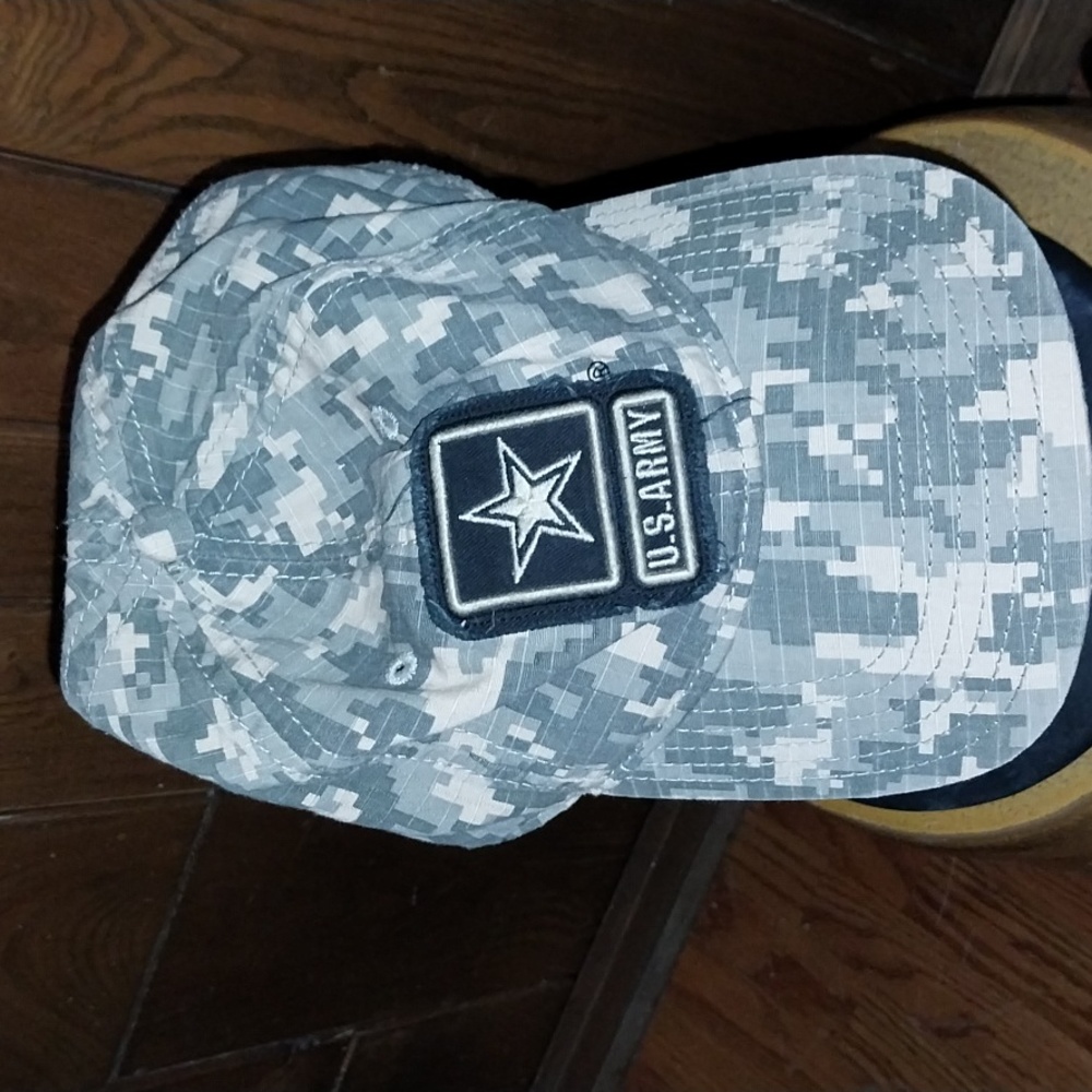 US ARMY digital camo cap billed baseball hat Official licensed product EUC 21"